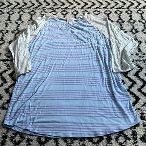 LulaRoe Randy Tee